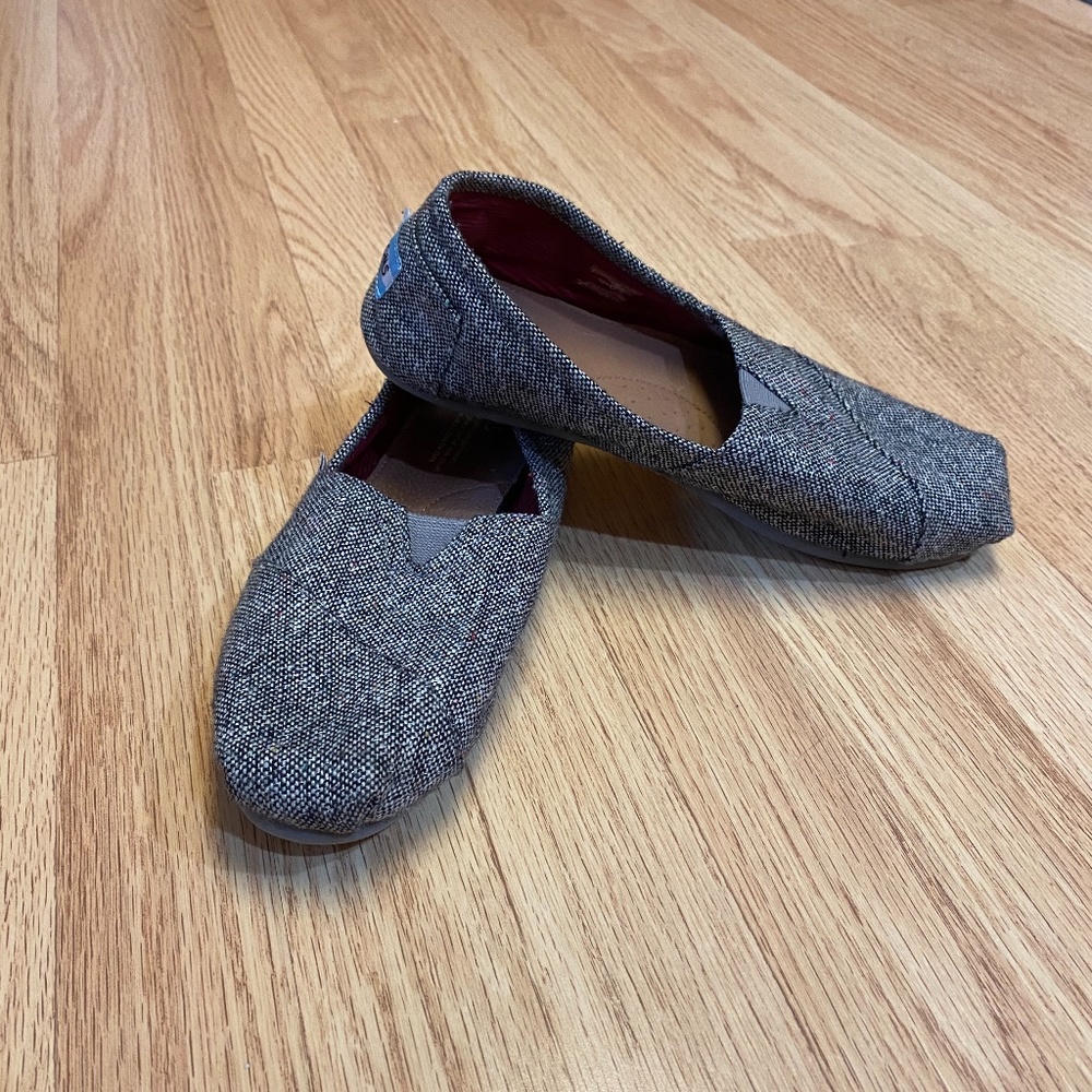 Toms Women's Slip on Shoes